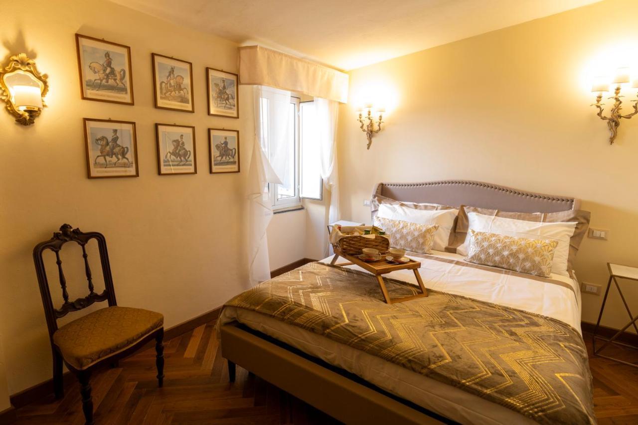Palazzo Lari Sarzana Hotel Eksteriør billede